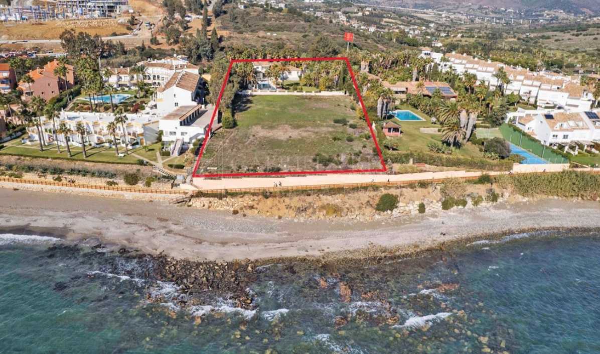 Detached Villa in Estepona MCO2849738