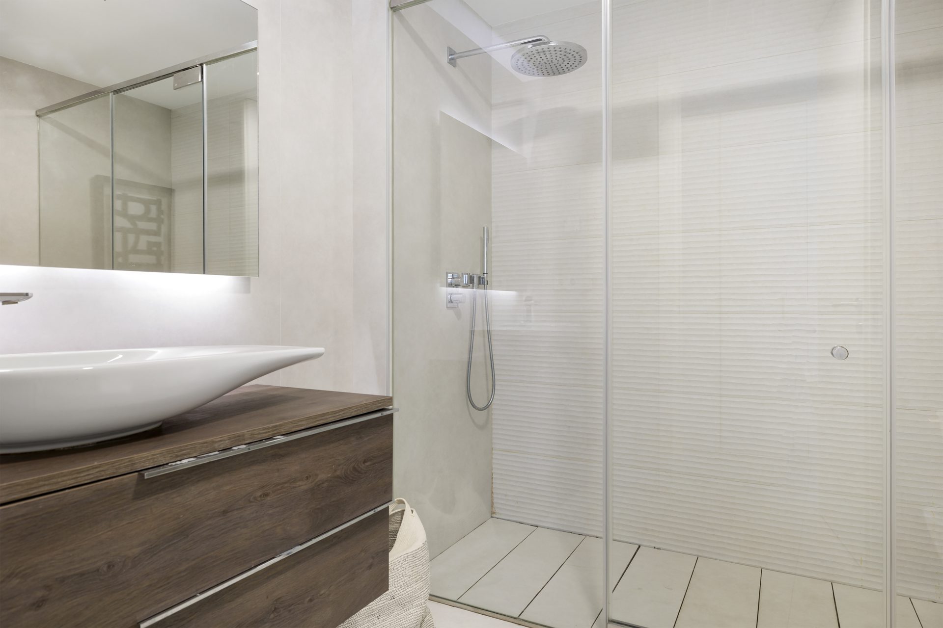 Lägenhet på mellanplan Till salu i Estepona - MC05351605