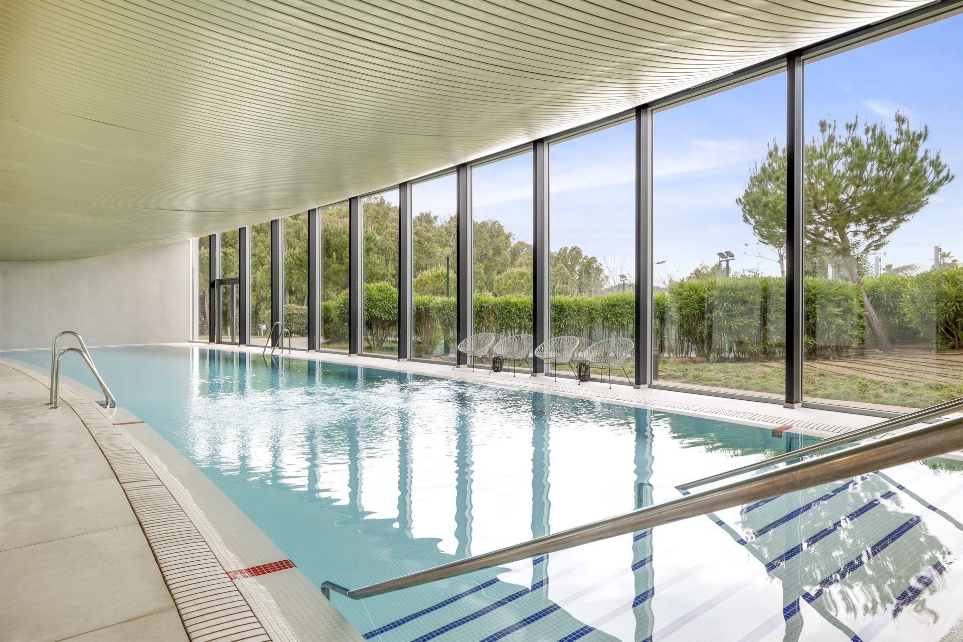 Lägenhet på mellanplan Till salu i Estepona - MC05351605