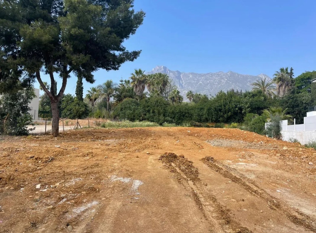 Residential Plot in Marbella
