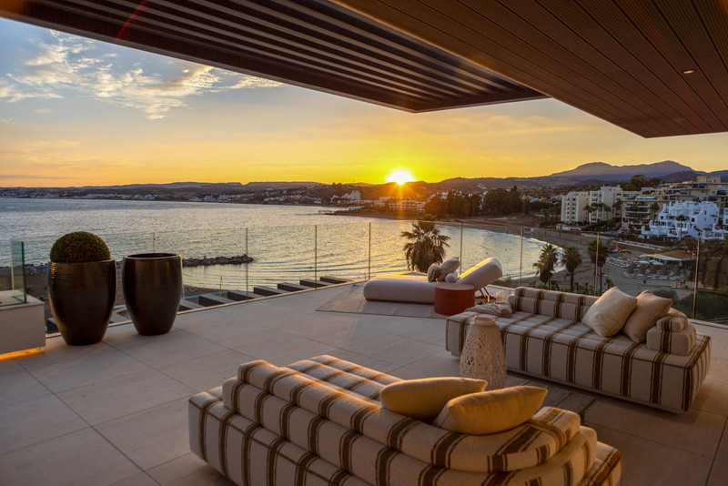 Middle Floor Apartment Estepona